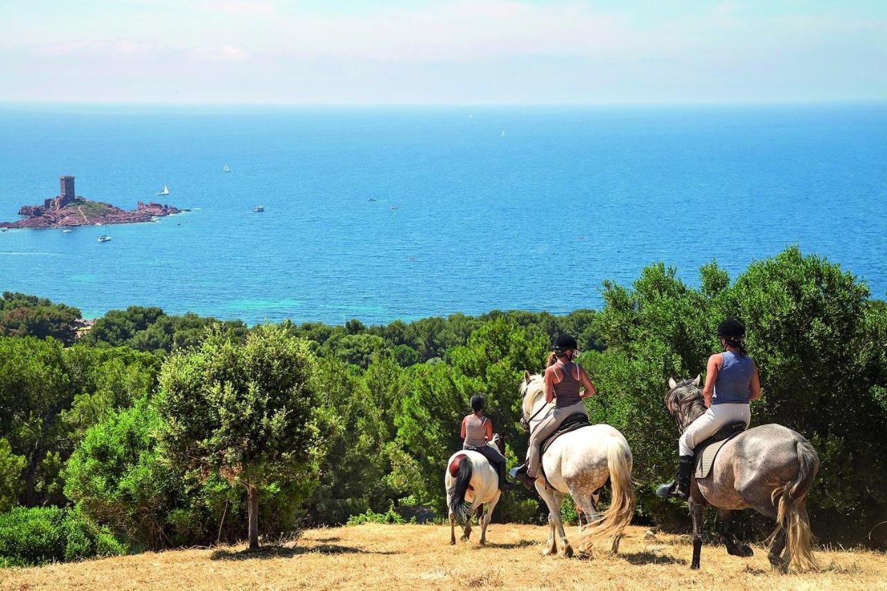 Cap Esterel Mer Sport Et Nature, Dans Village Pierres Et Vacances Saint-Raphael (Var) Exterior foto